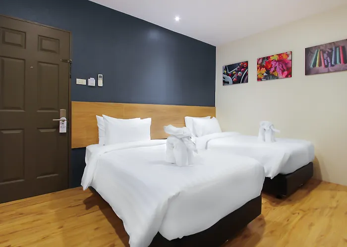 Pula Silom Hotell